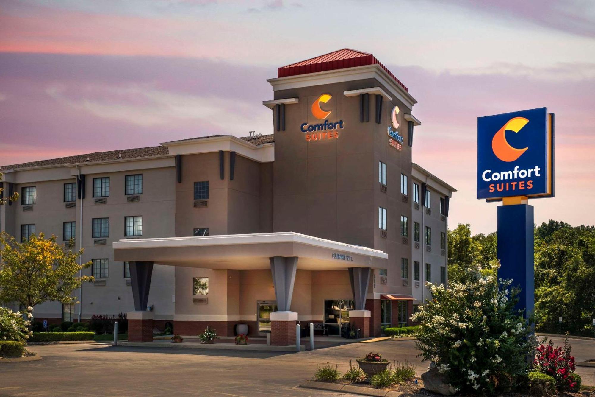 Comfort Suites Elizabethtown Exterior photo